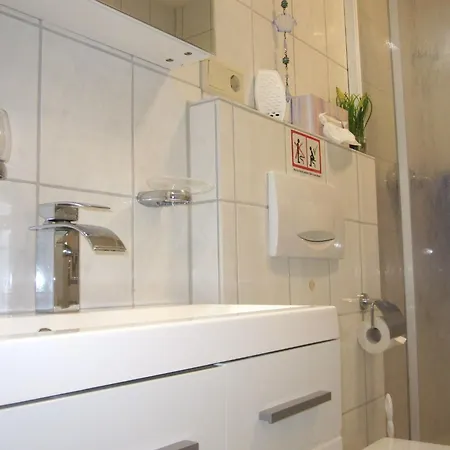 Am By Interhome